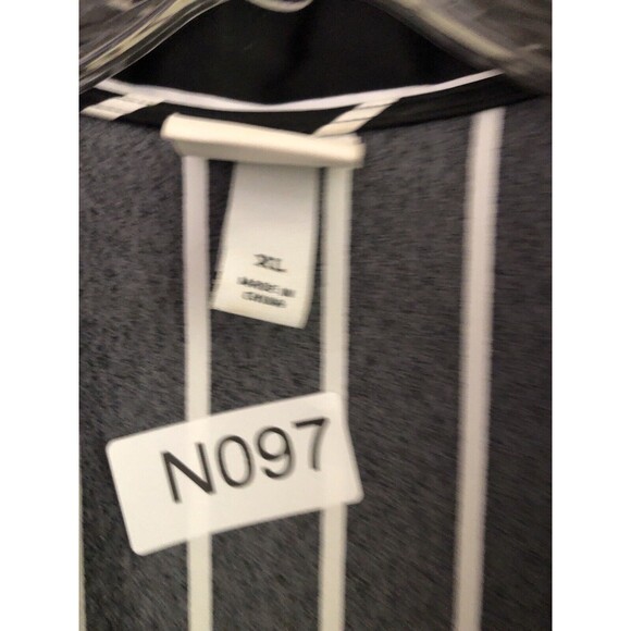 a new day Women’s XXL pinstriped Romper Jumpsuit belt black white 304 - Picture 7 of 12